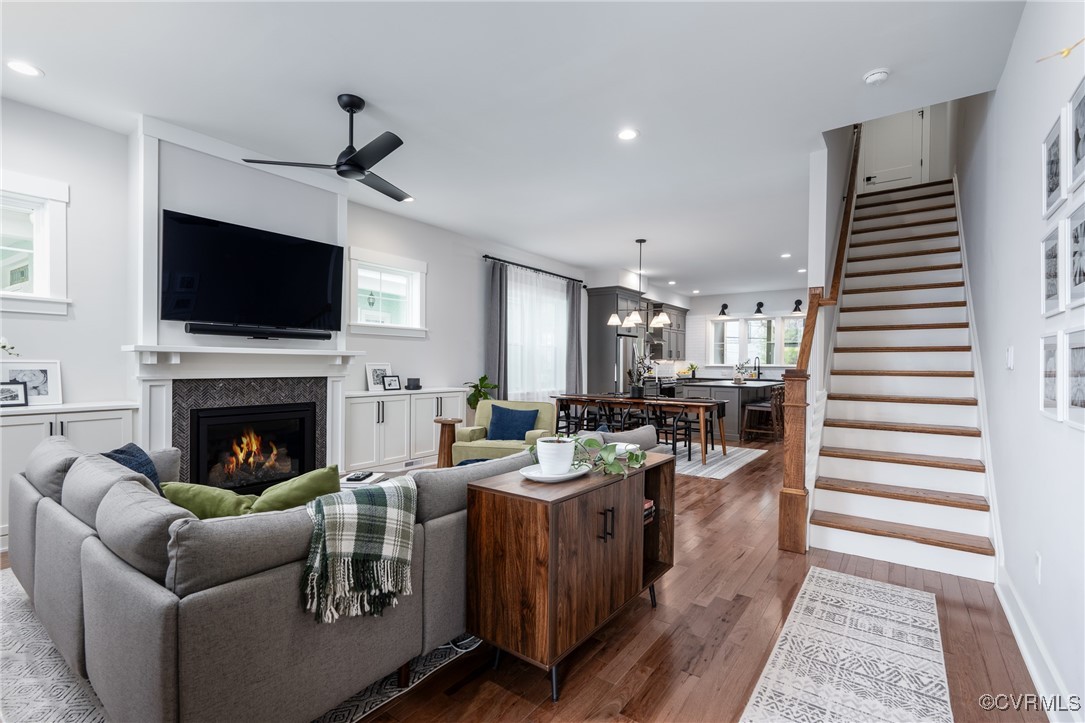 2114 North Ave