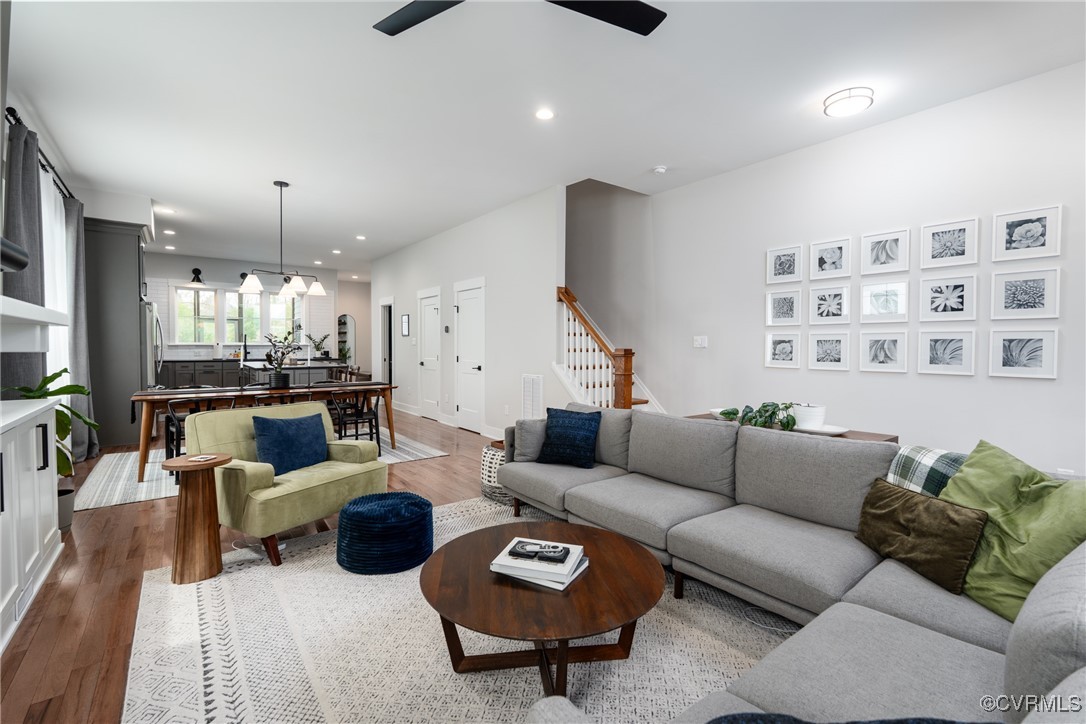 2114 North Ave
