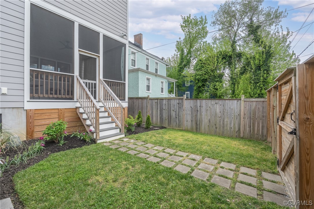 2114 North Ave