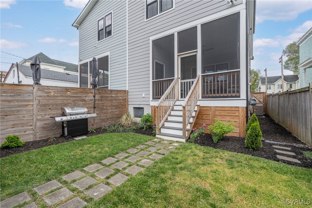 2114 North Ave