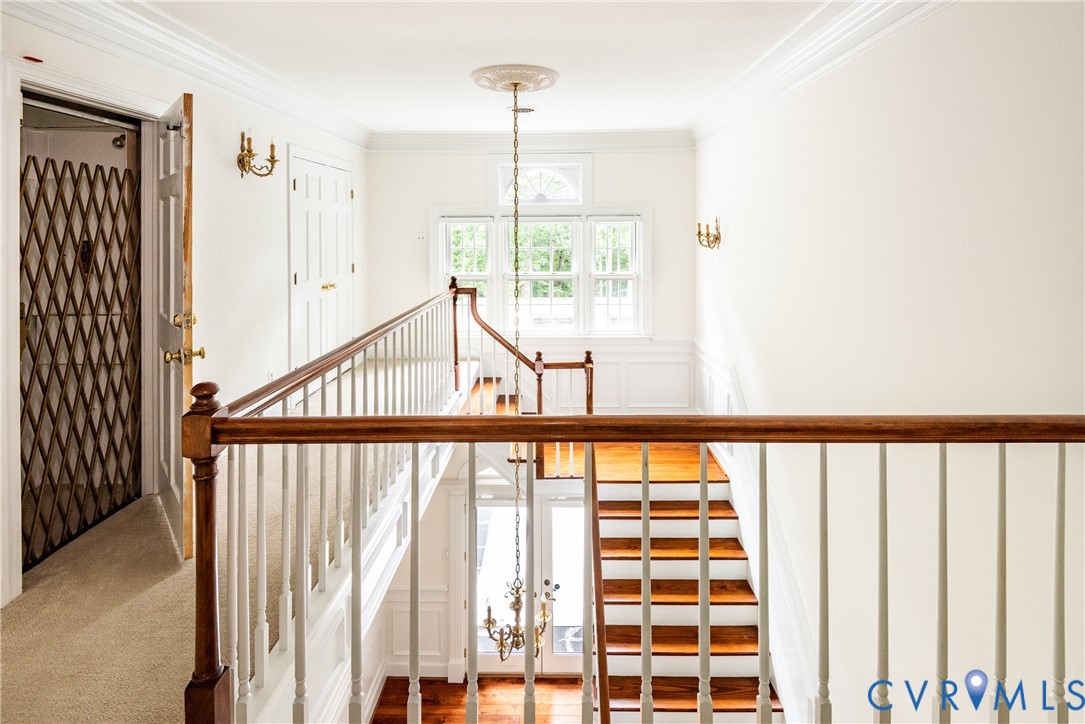 209 Dryden Ln
