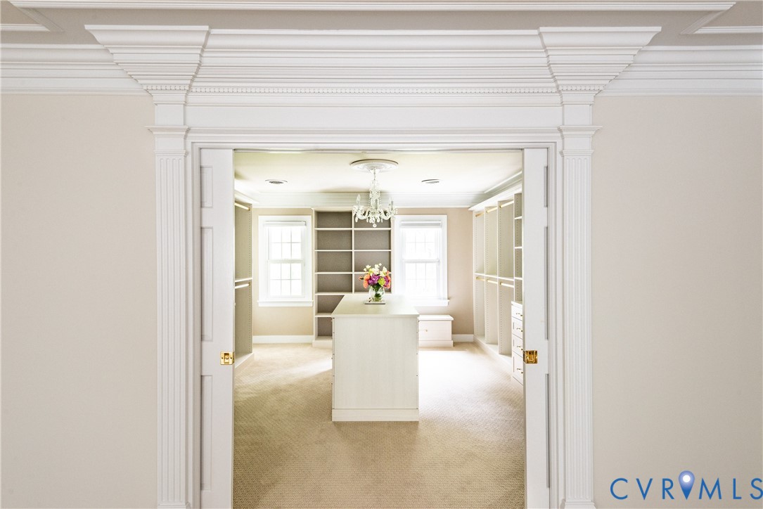 209 Dryden Ln