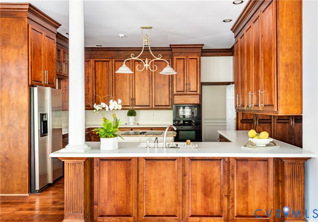 209 Dryden Ln