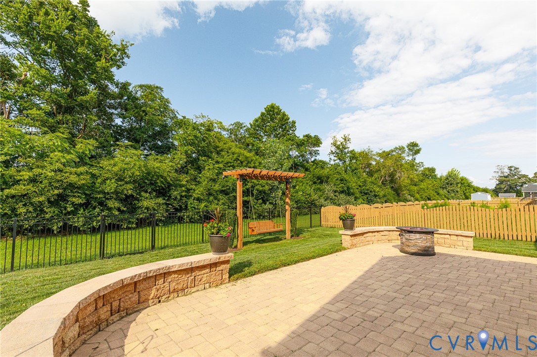 7770 Millikin Ln