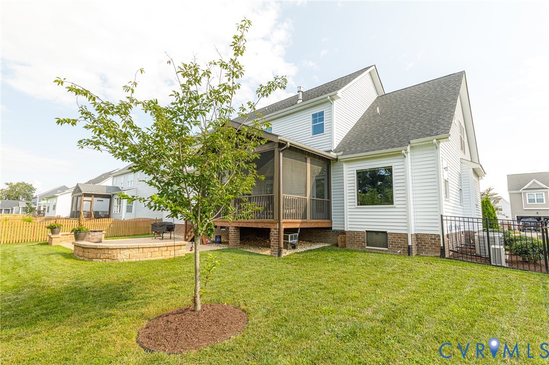 7770 Millikin Ln