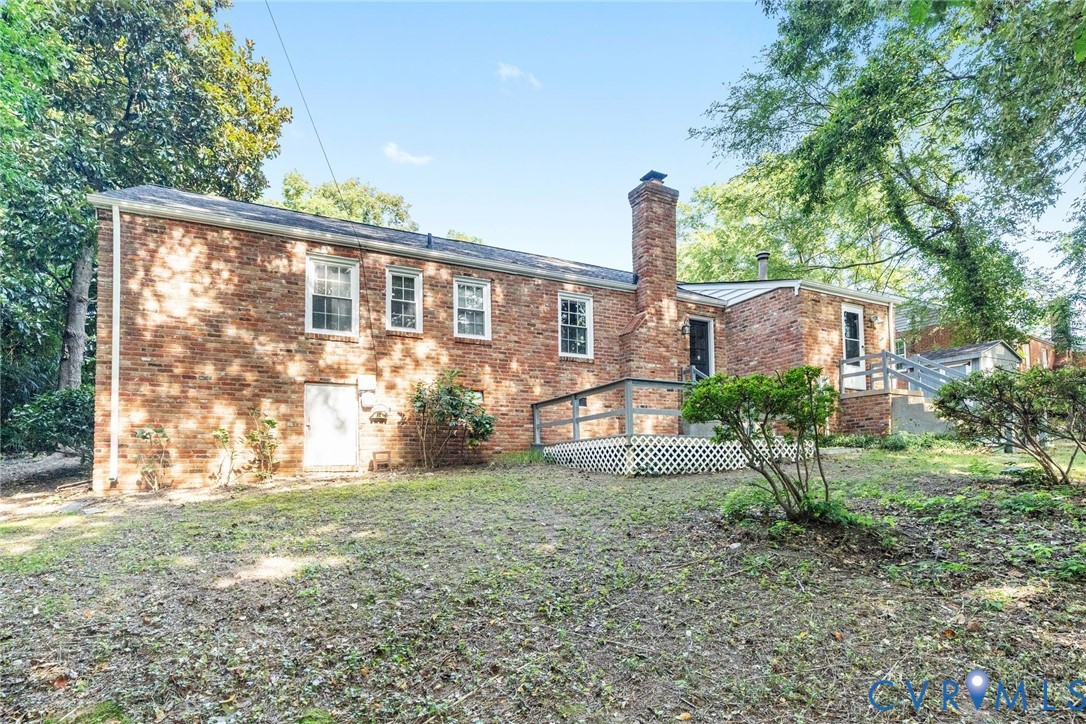 521 Willowtree Dr