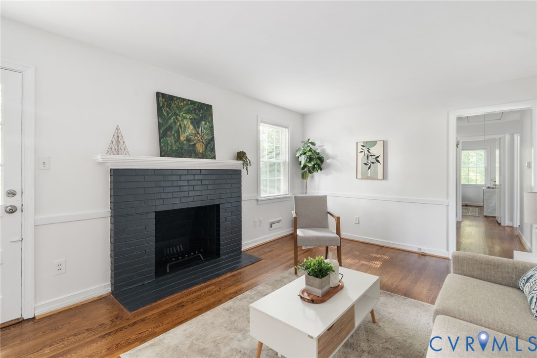 521 Willowtree Dr