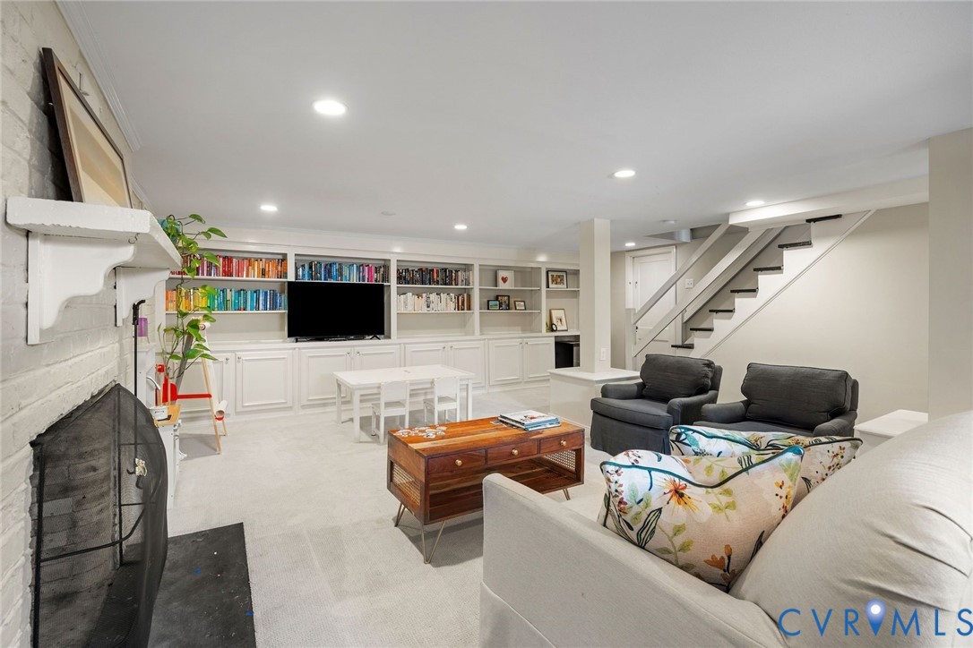 15 Maxwell Rd