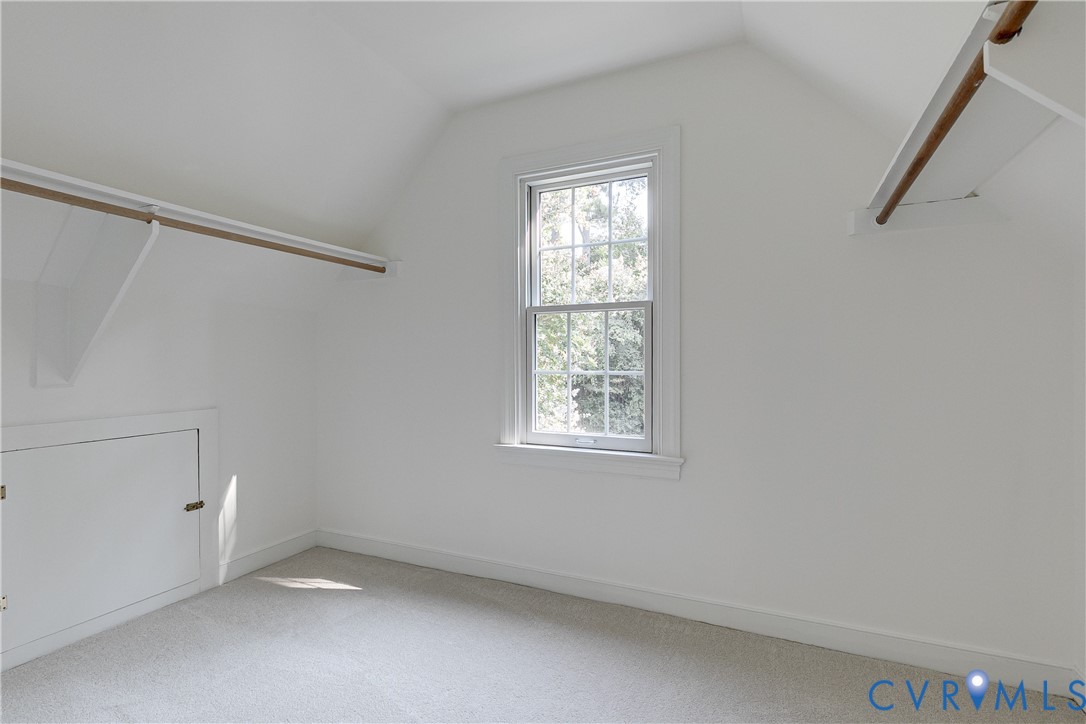 8033 Ellerson Wood Dr