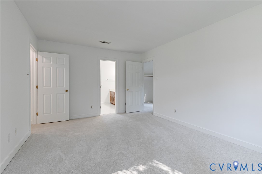 8033 Ellerson Wood Dr