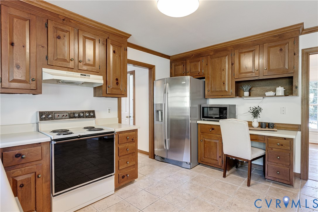 8033 Ellerson Wood Dr