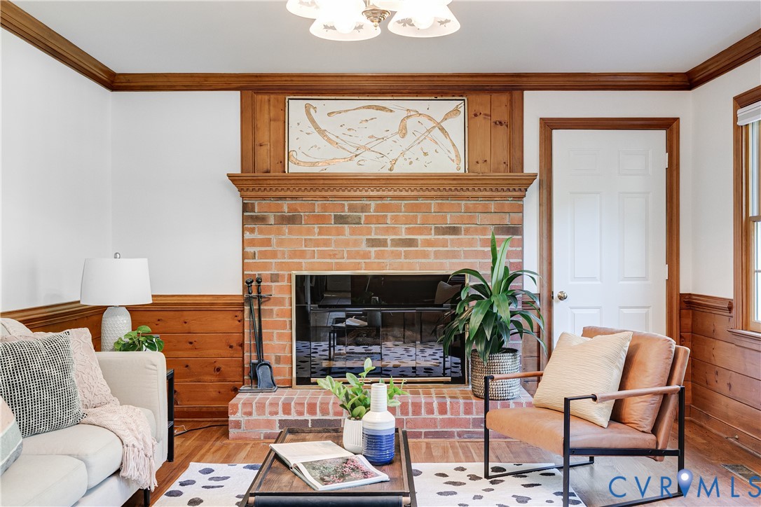 8033 Ellerson Wood Dr