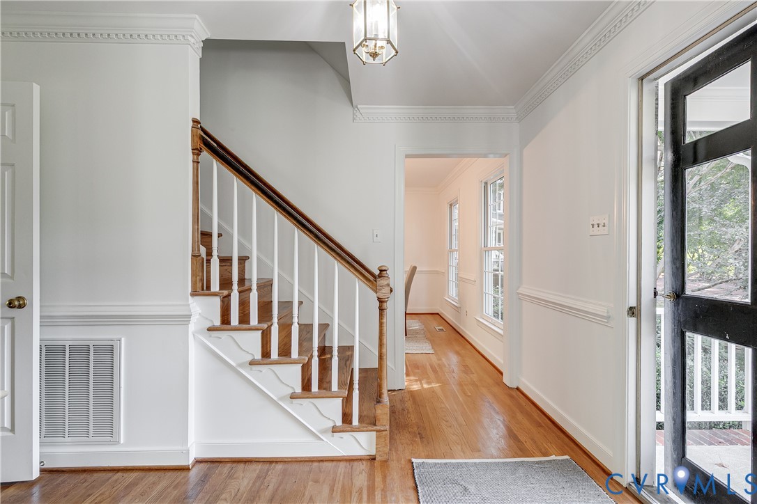 8033 Ellerson Wood Dr