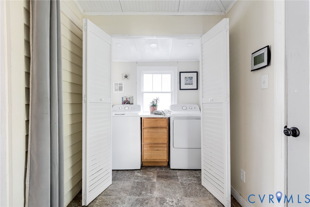 1366 River Rd
