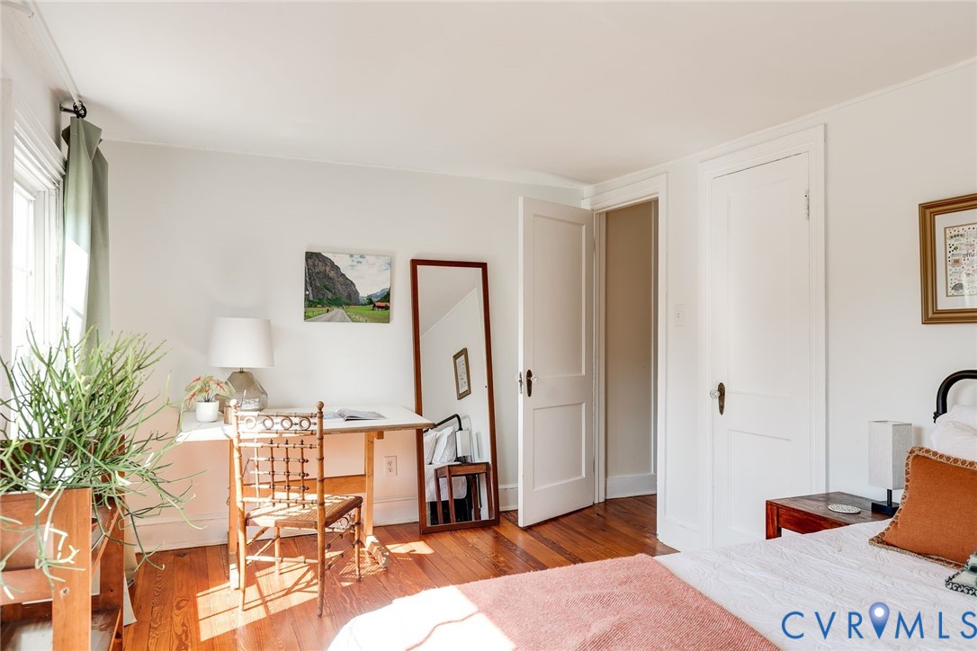 1366 River Rd