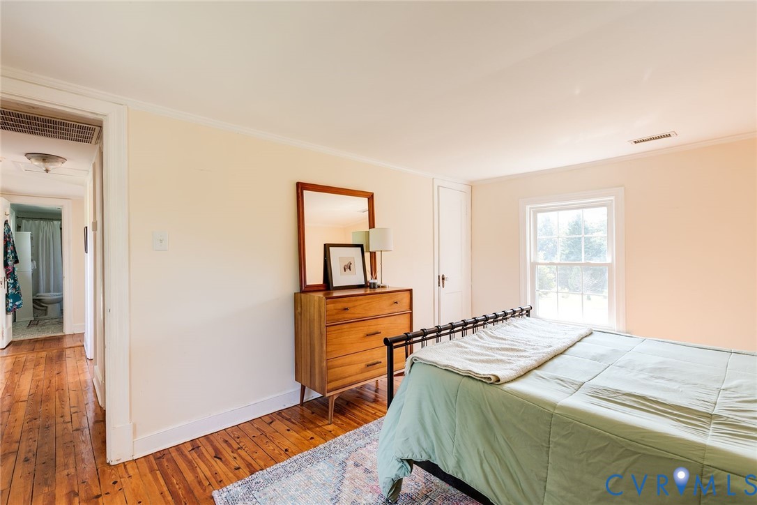 1366 River Rd