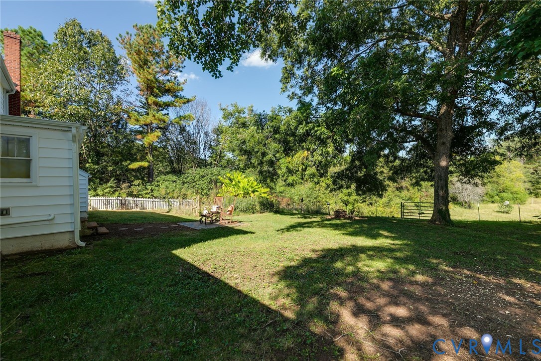 1366 River Rd