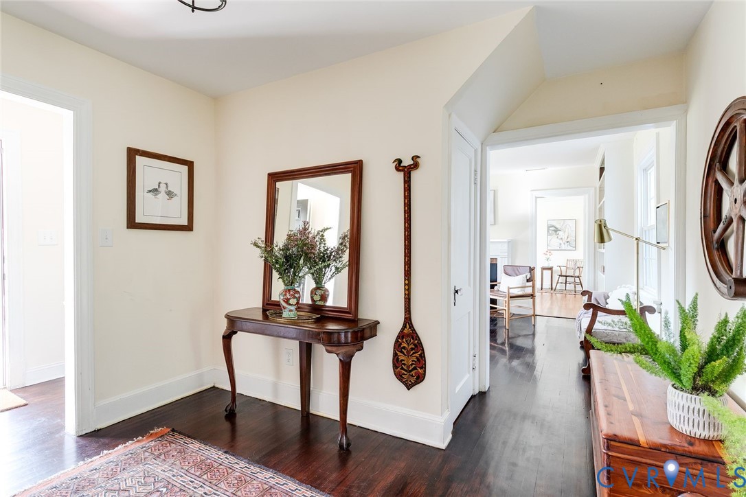 1366 River Rd