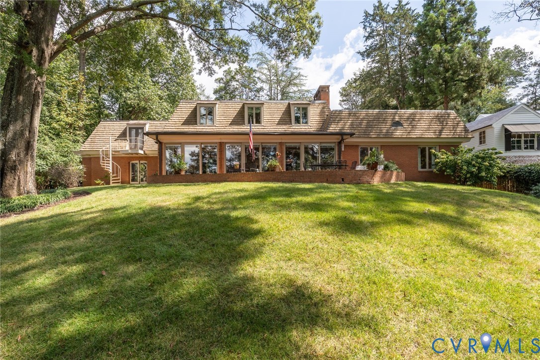 6128 Saint Andrews Cir