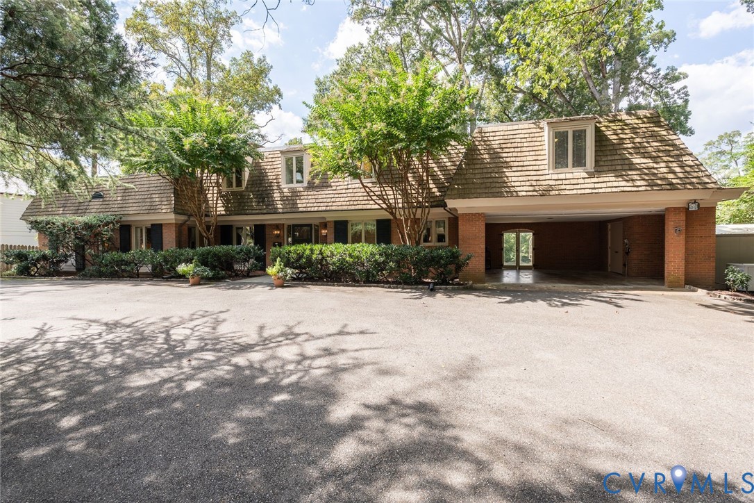 6128 Saint Andrews Cir