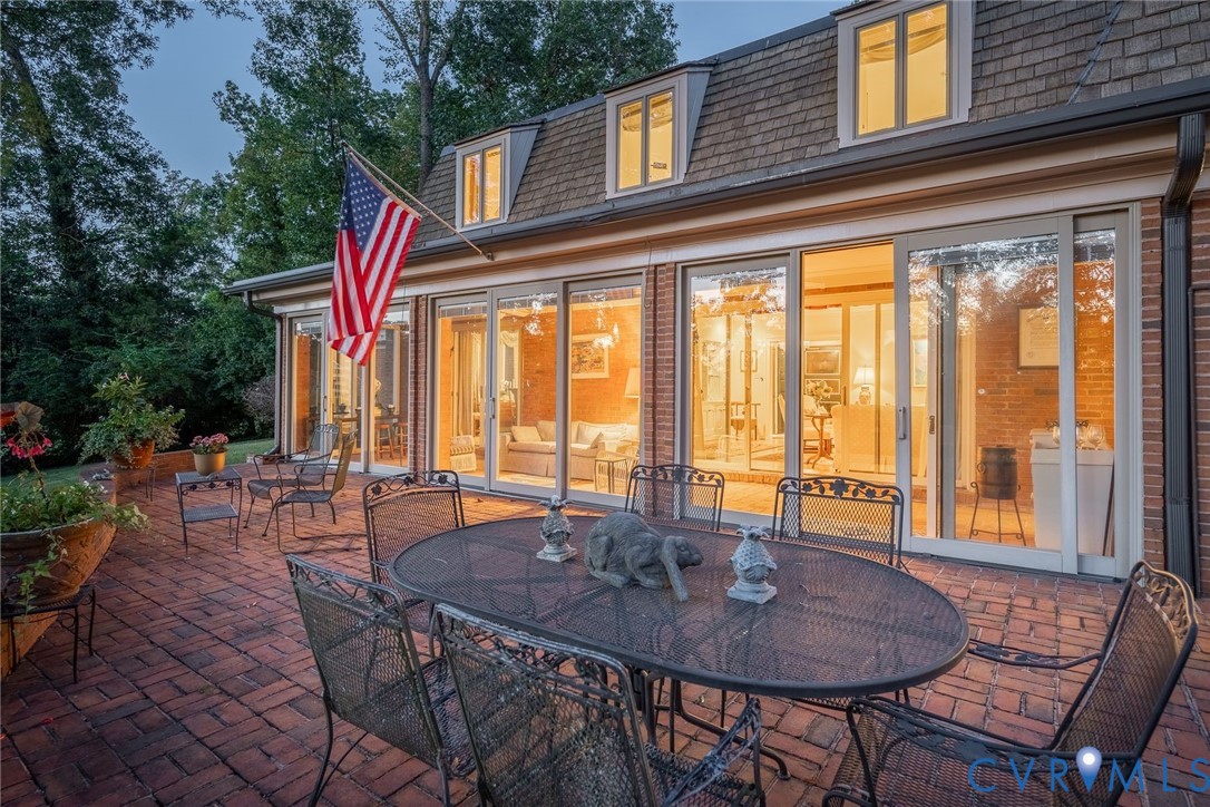 6128 Saint Andrews Cir