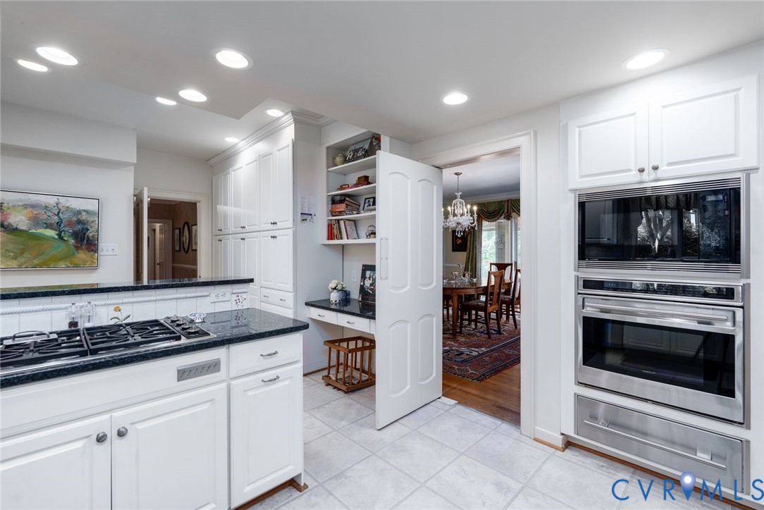 6128 Saint Andrews Cir