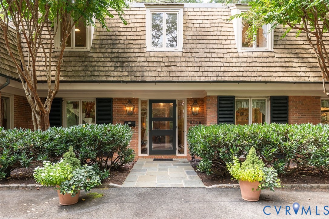 6128 Saint Andrews Cir