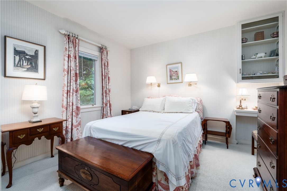 6128 Saint Andrews Cir