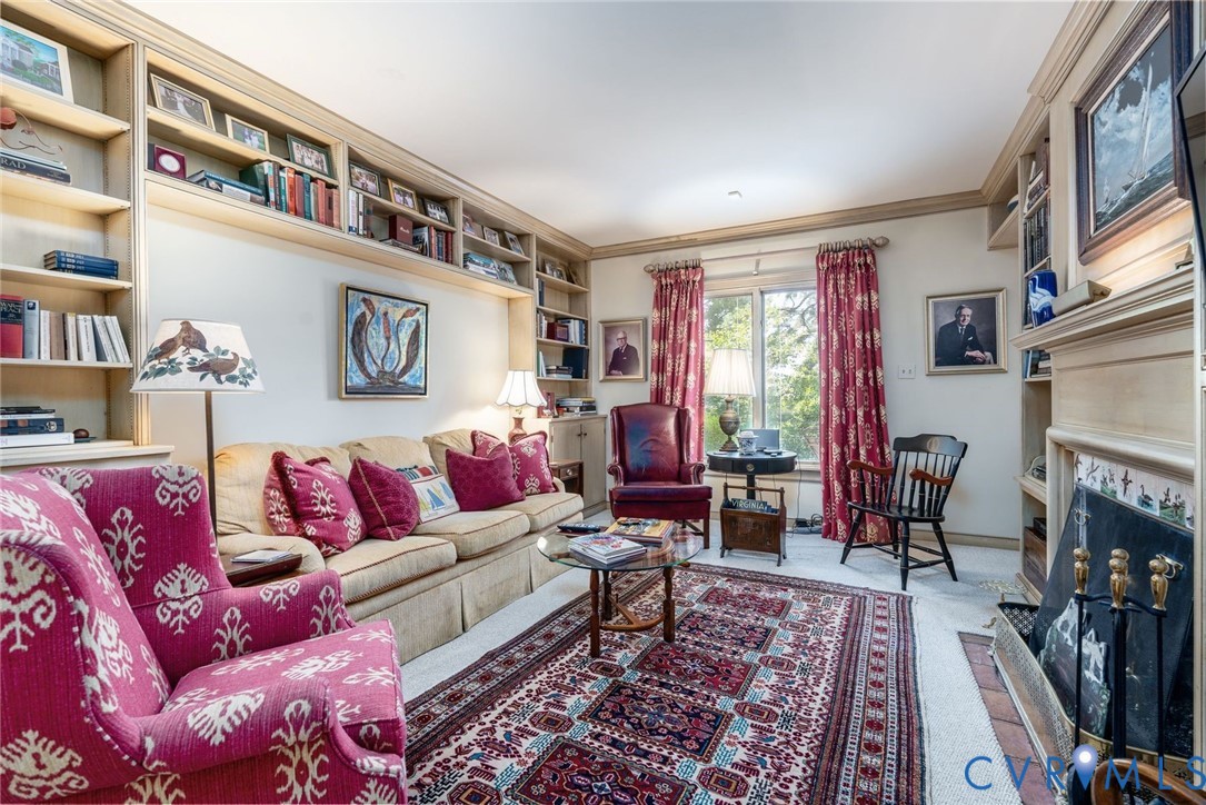 6128 Saint Andrews Cir