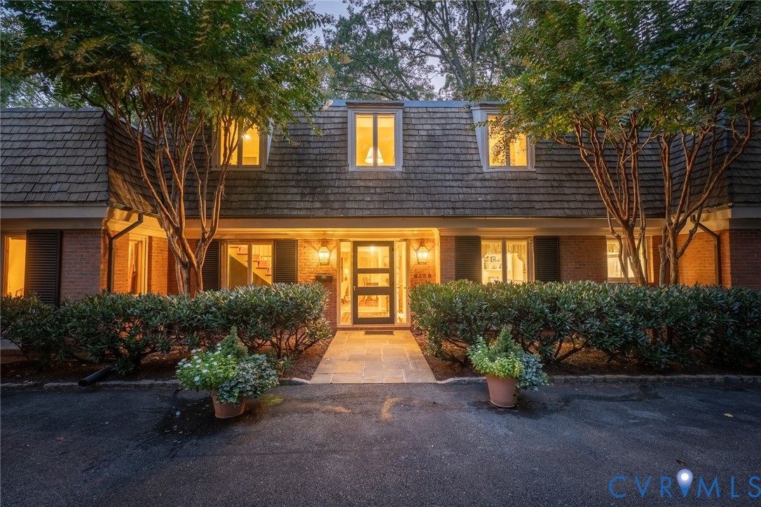 6128 Saint Andrews Cir