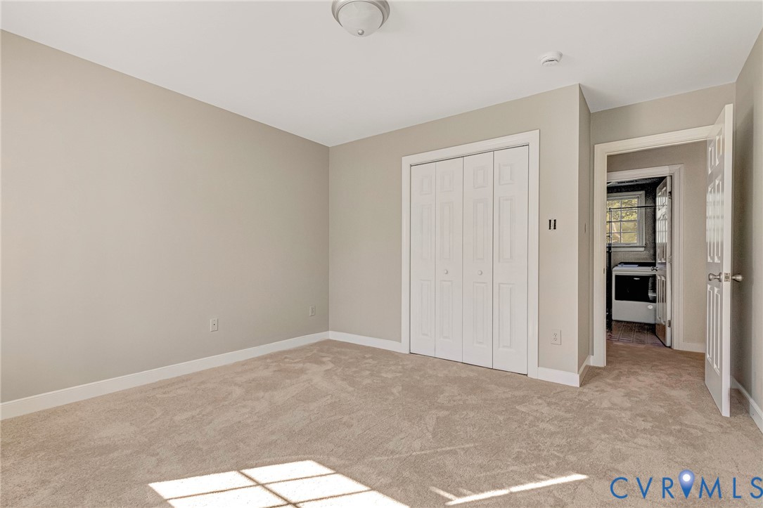 3304 Hazel Tree Ct