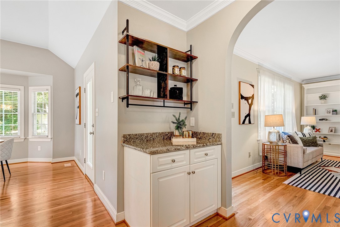 3304 Hazel Tree Ct