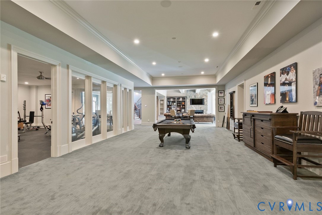 785 Oak Spring Ln