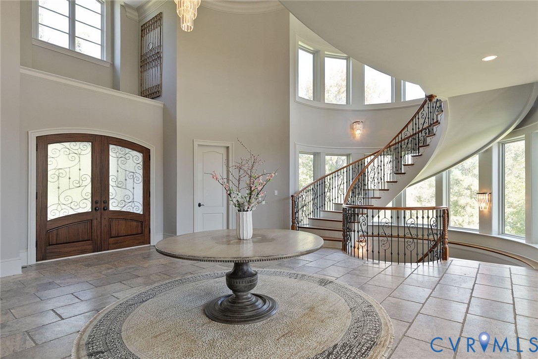 785 Oak Spring Ln