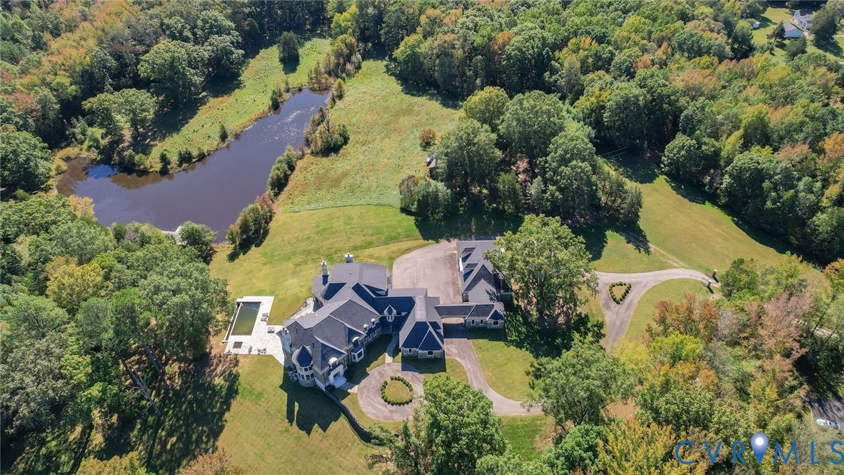 785 Oak Spring Ln