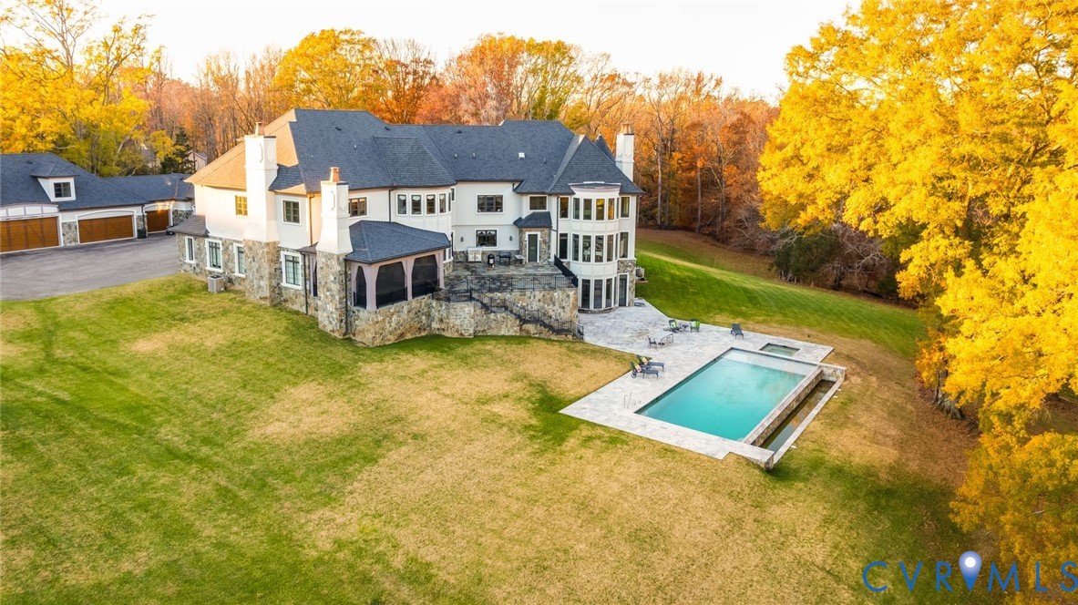 785 Oak Spring Ln