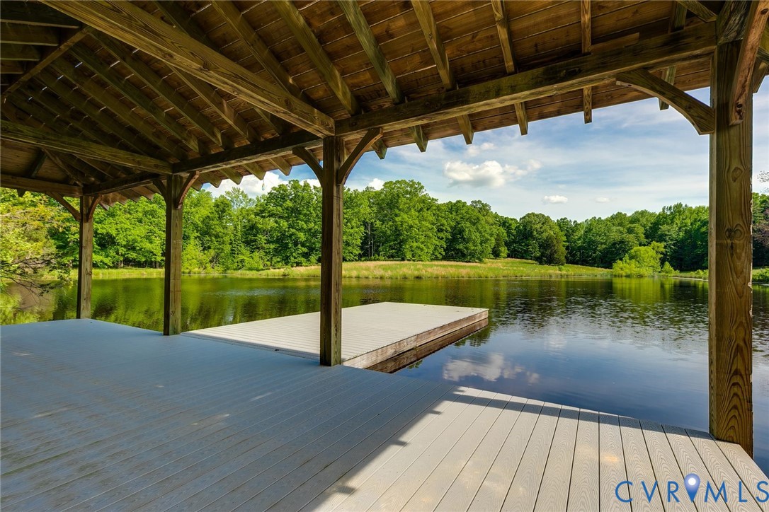 785 Oak Spring Ln