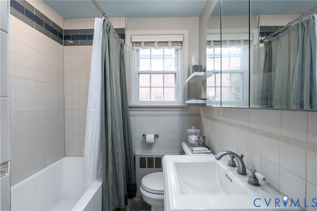 3908 Cary Street Rd Unit#A