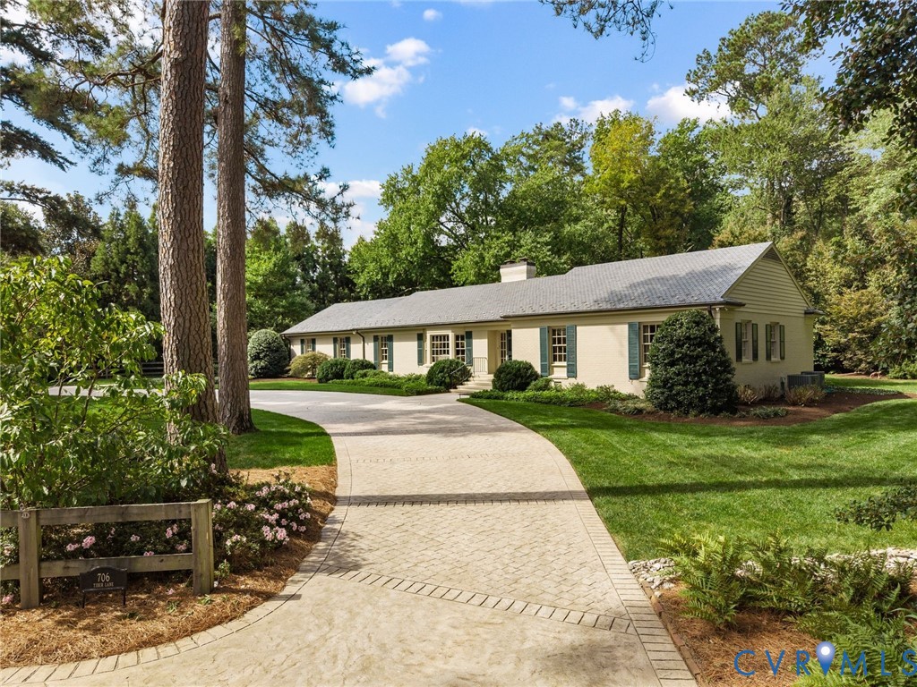 706 Tiber Ln