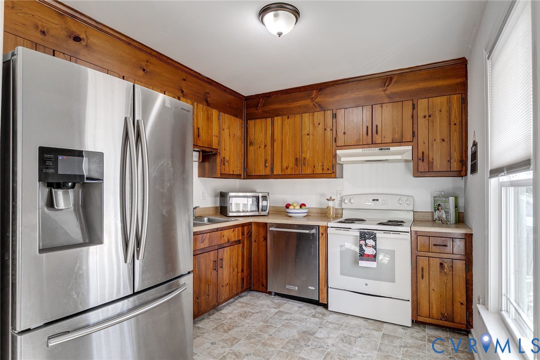 9809 Laurandrew Ct