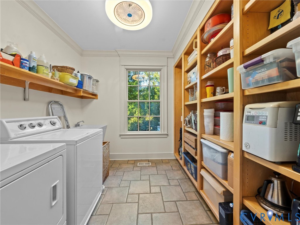 6134 Saint Andrews Cir