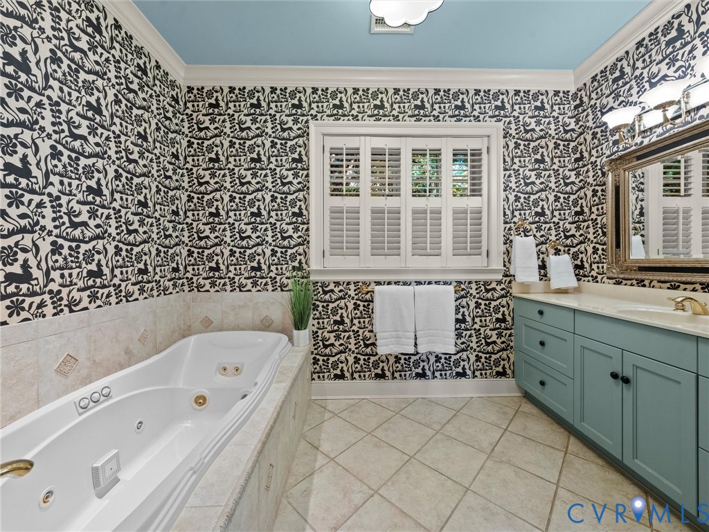 6134 Saint Andrews Cir