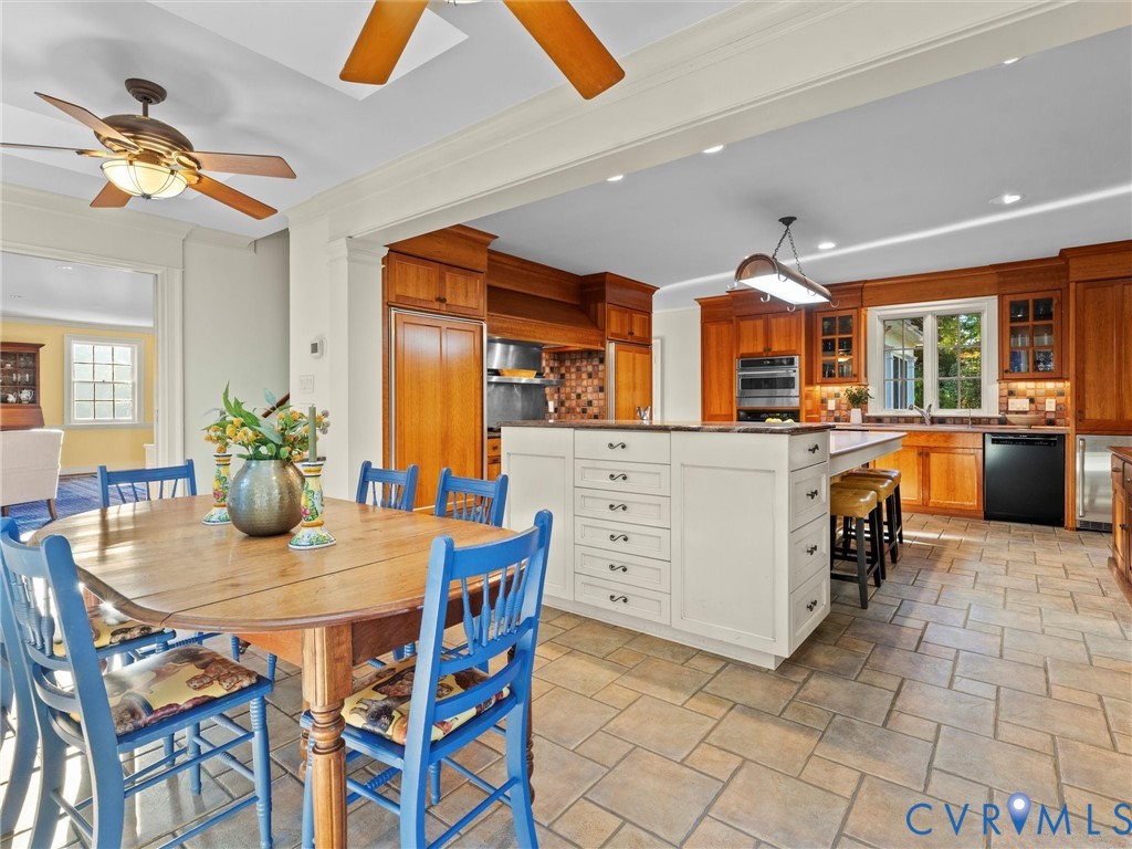 6134 Saint Andrews Cir