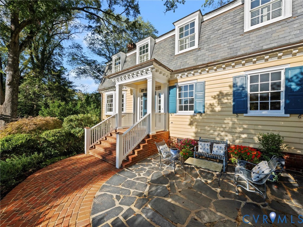 6134 Saint Andrews Cir