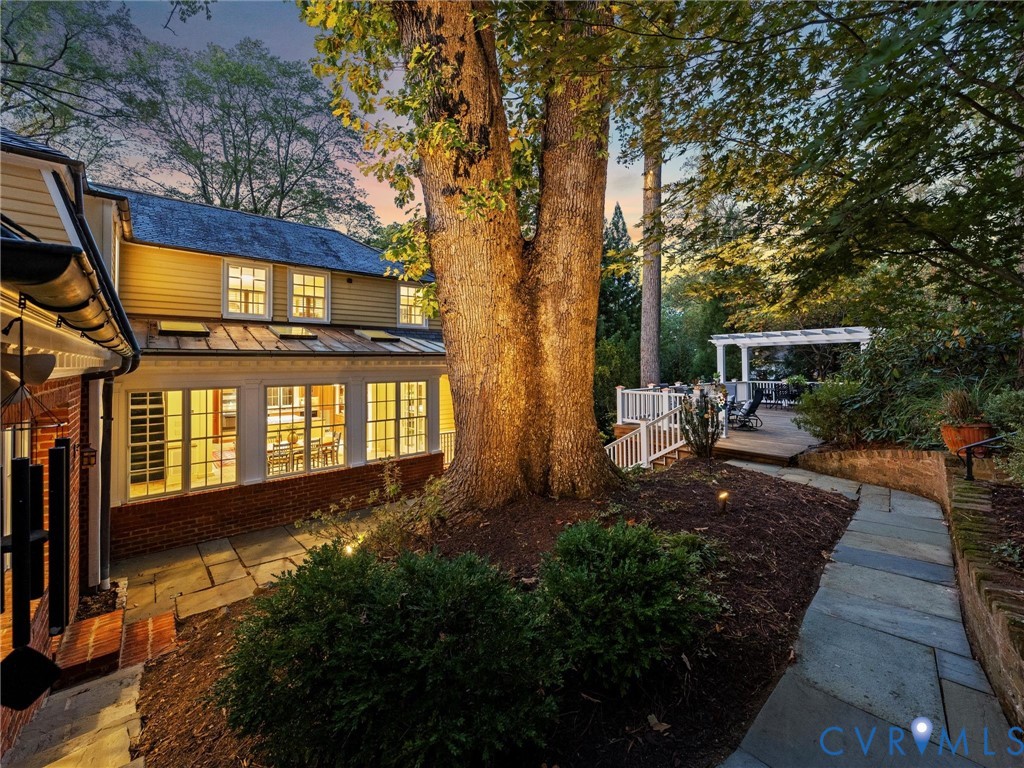 6134 Saint Andrews Cir