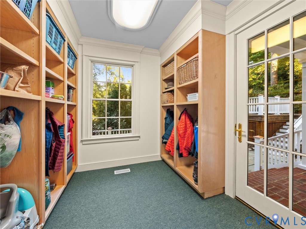 6134 Saint Andrews Cir