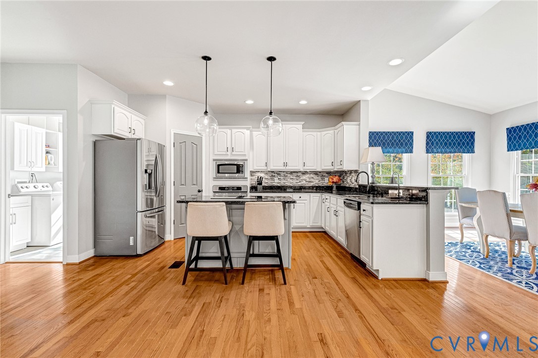 5004 Sadler Place Ter