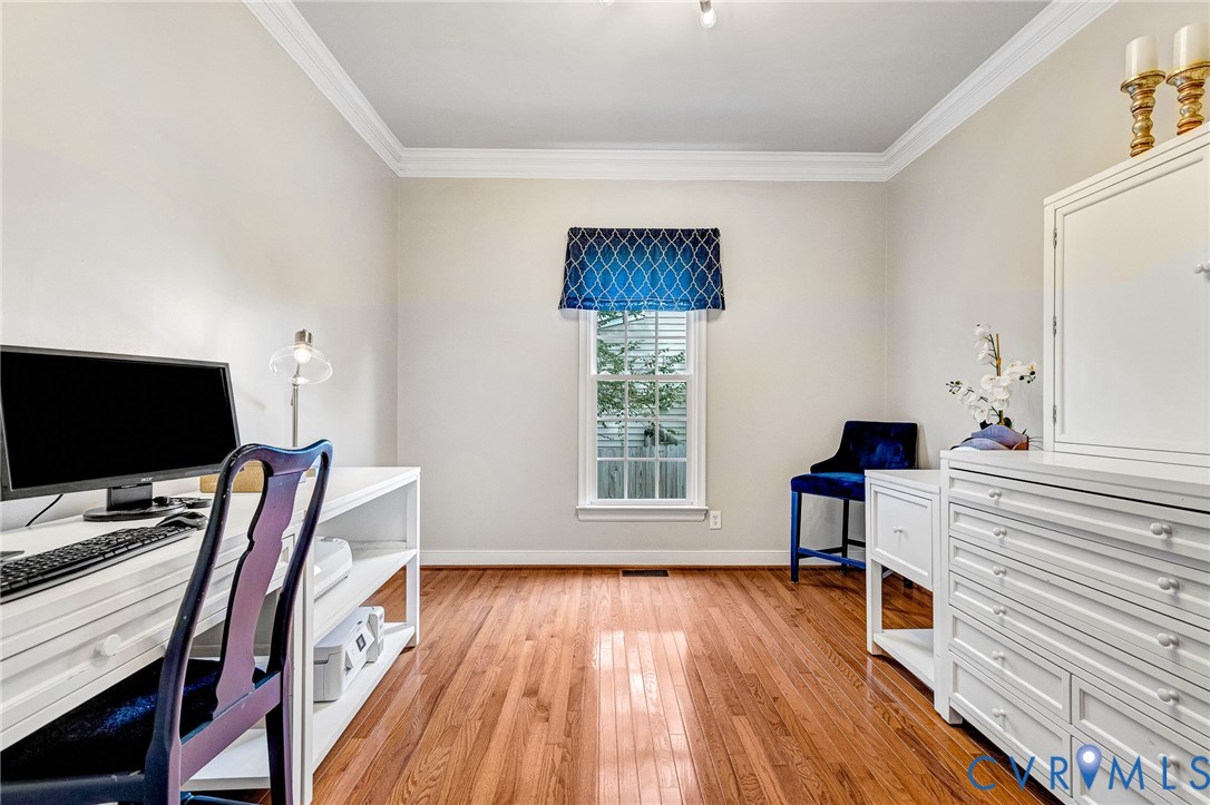 5004 Sadler Place Ter