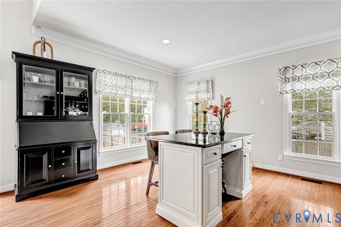 5004 Sadler Place Ter