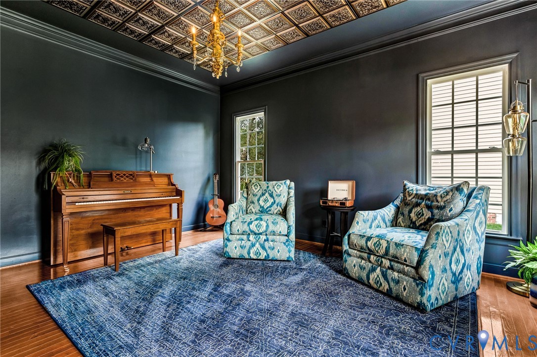 5004 Sadler Place Ter